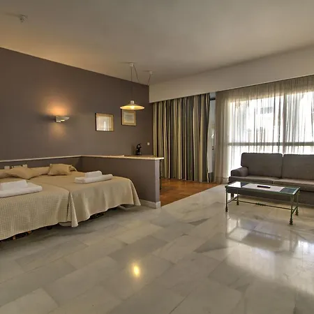 Apartahotel In Puerto Banus