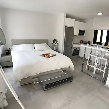 Apartahotel In Puerto Banus